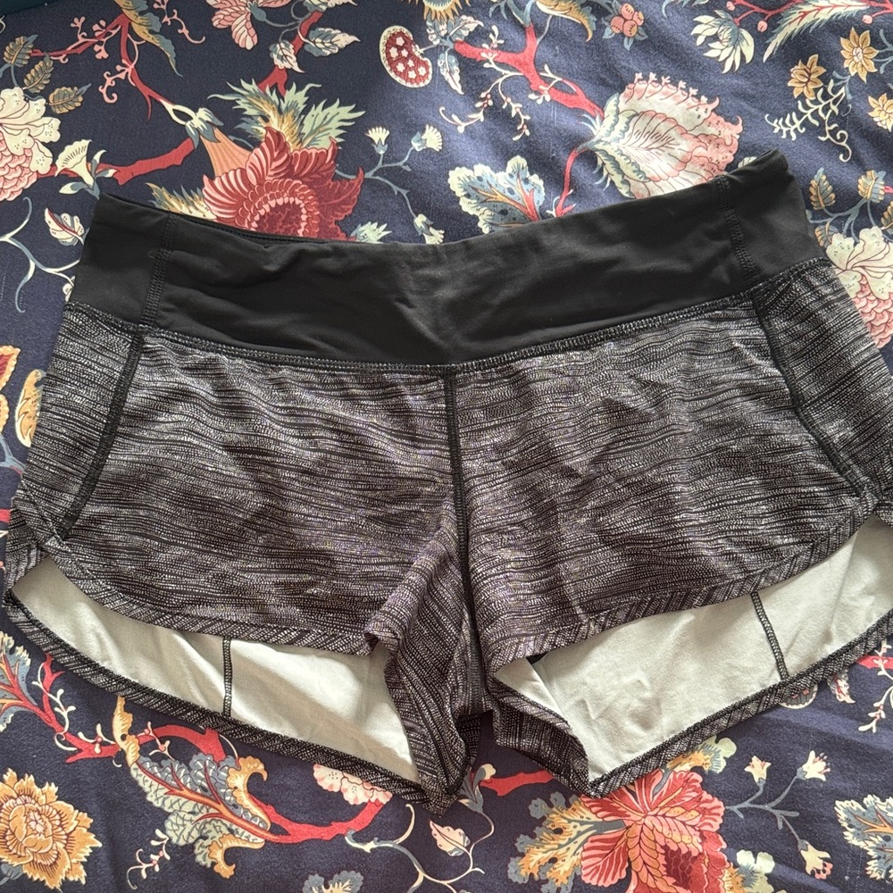 Lululemon Shorts with liner and pocket